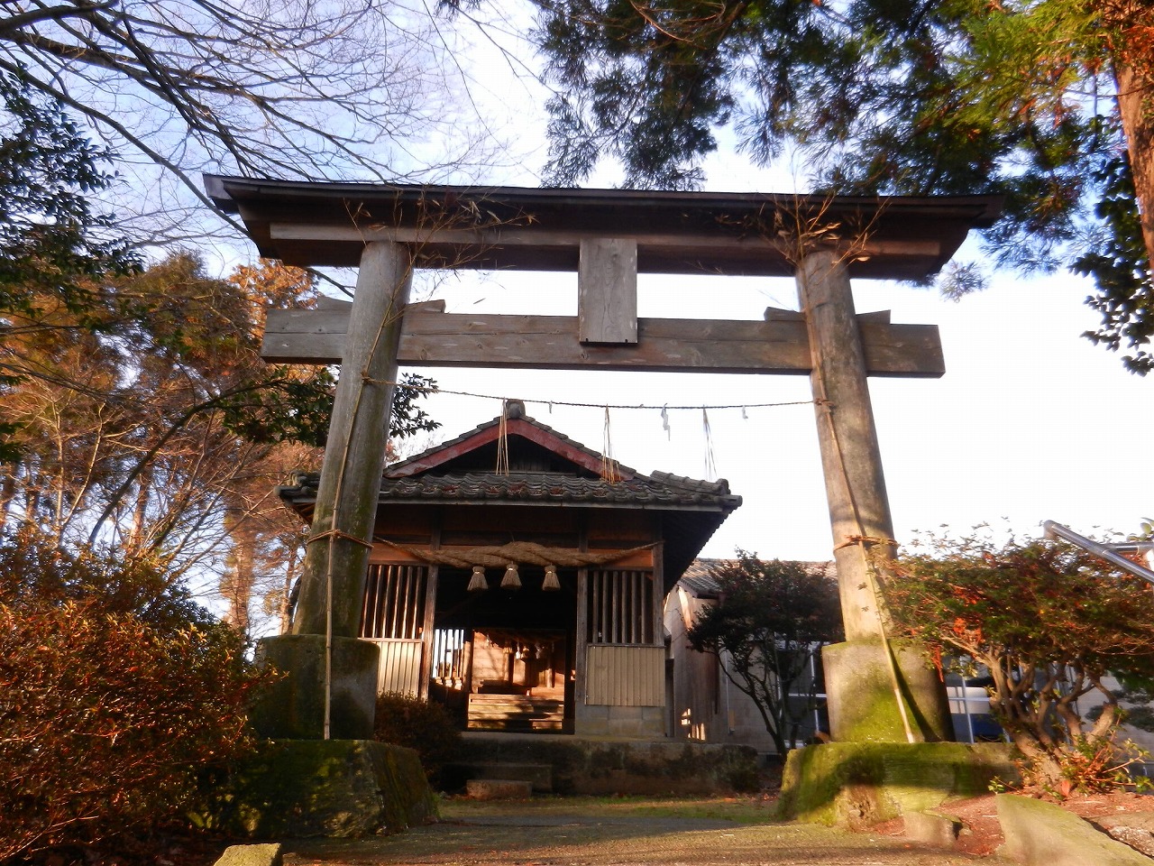 矢村神社